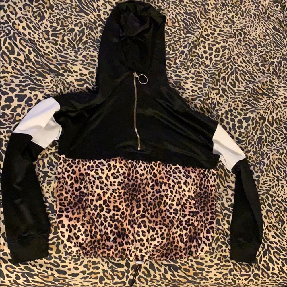 Light sweatshirt